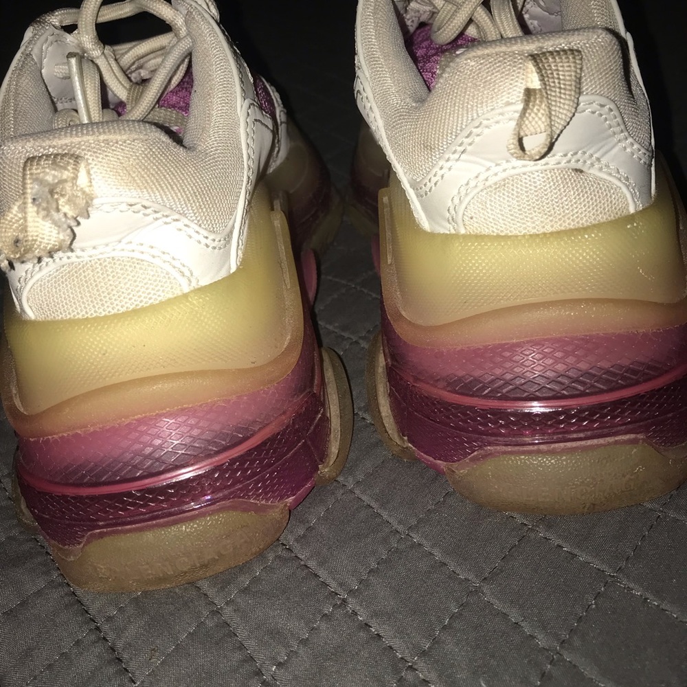 Womens Balenciaga shoes size 6 USA 100% authentic Triple S Women 35’s - Picture 3 of 4